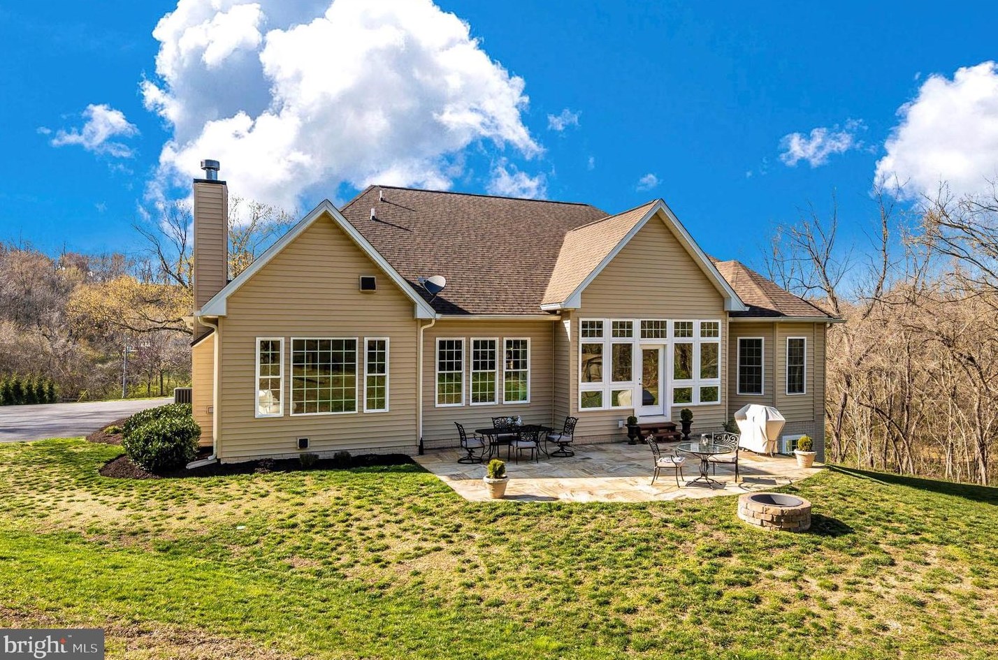 1105 Greenfield Rd, Tuscarora MD  21790-2001 exterior