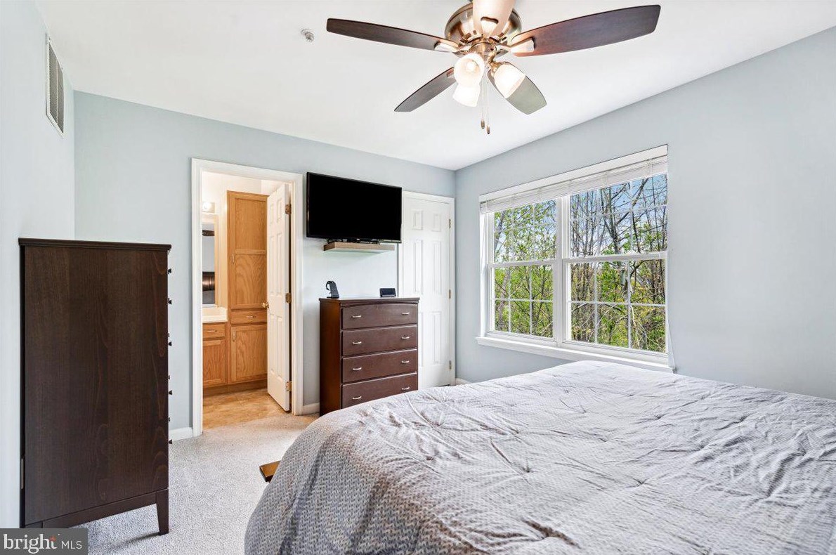 5657 Tessie Ct, Lake Linganore MD 21774-2932 exterior