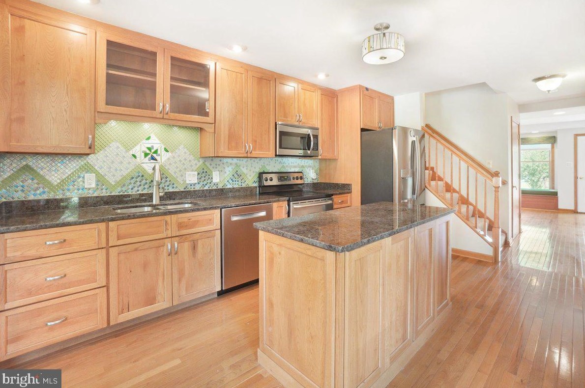 9131 Liberty Village Way, Linwood MD  21791-7301 exterior