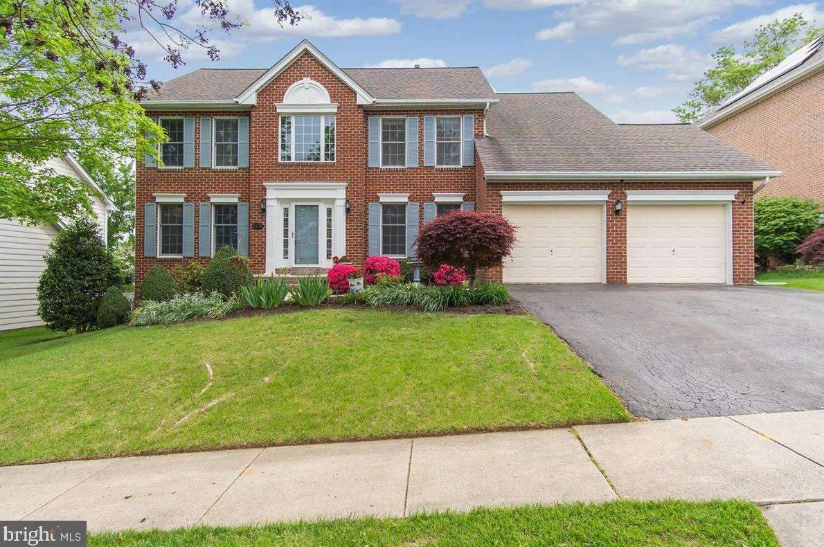 2213 Independence St, Frederick MD 21702-2620 exterior