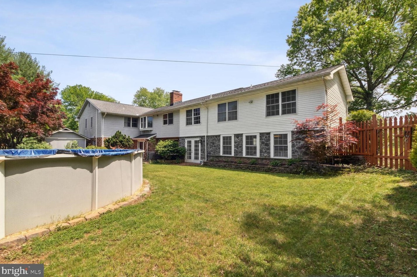 2802 Pheasant Ln, Clarksburg MD exterior