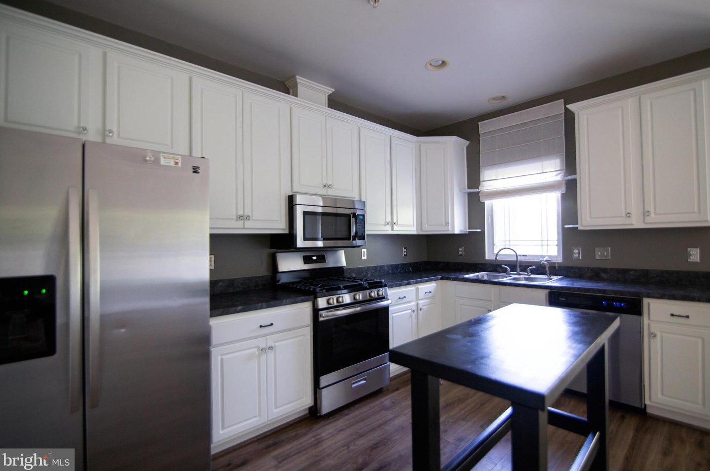 1009 Collindale Ave, Mount Airy MD  21771-5326 exterior