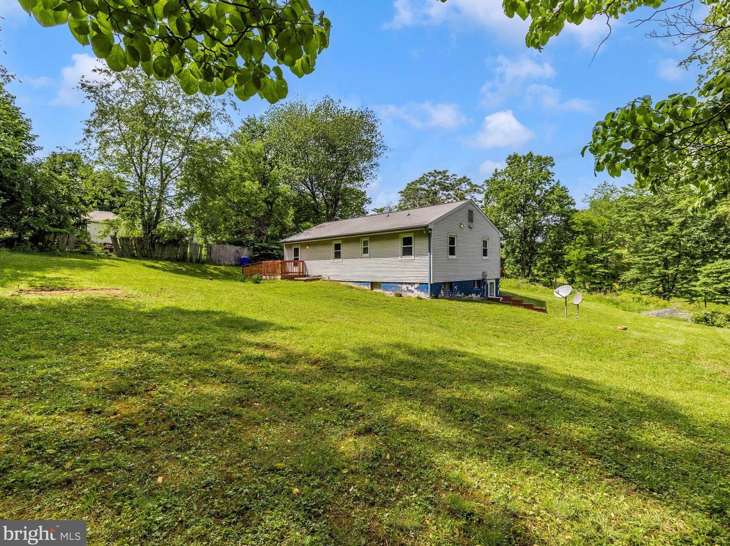 13828 Old Annapolis Rd, Mount Airy MD 21771-5816 exterior