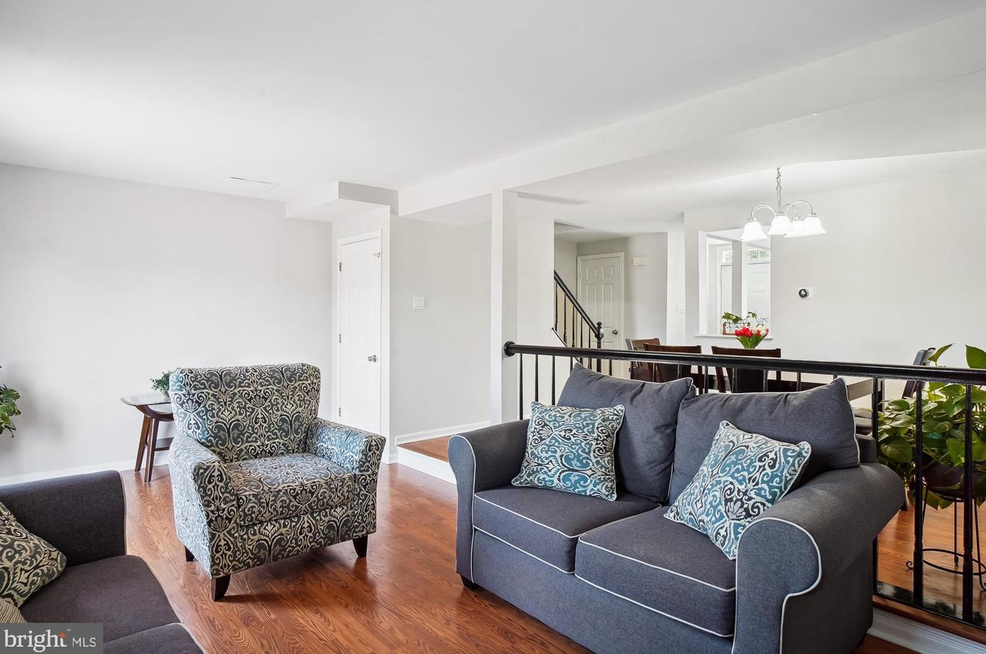 8013 Waterview Ct, Frederick MD  21701-9305 exterior