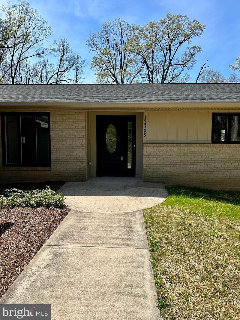 13305 Old Annapolis Rd, Mount Airy MD 21771-7735 exterior