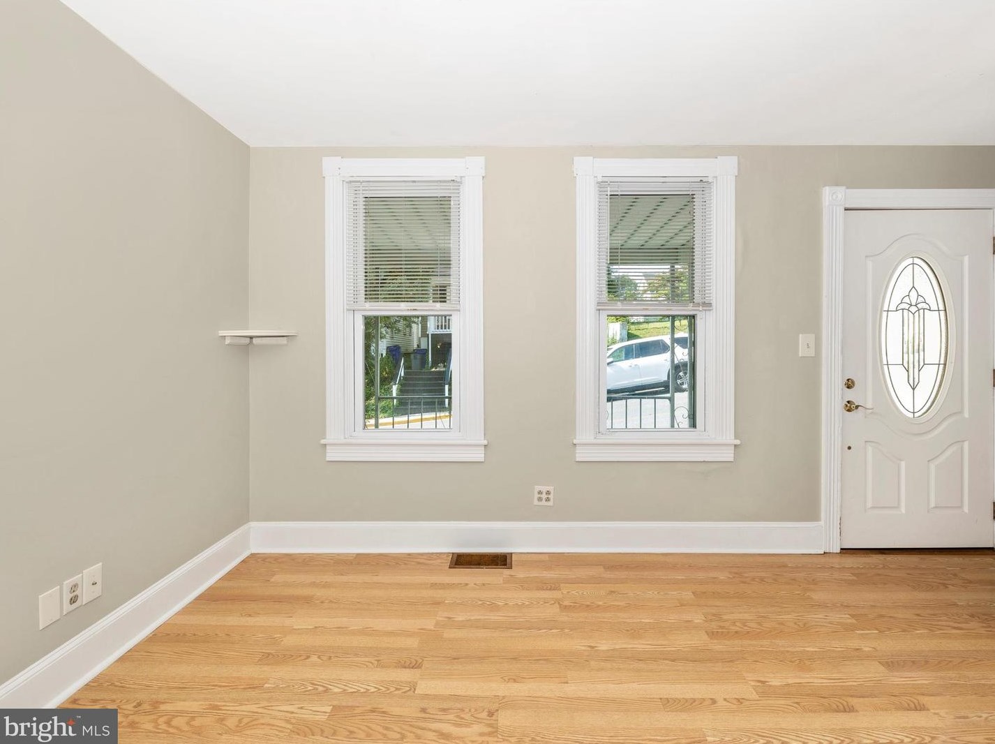113 B St, Brunswick MD  21716-1123 exterior