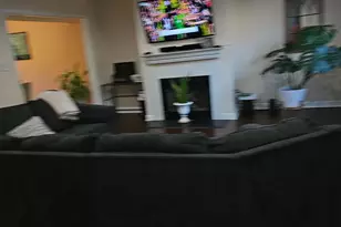 6827 Larkspur Square, Frederick, MD 21703 - Photo 3