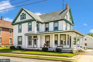 Second  Facts &Features –Shady Lane 21300 W Shady Ln, Lake Zurich, IL 60047 | Redfin