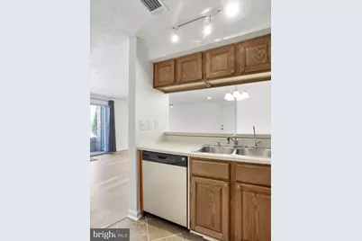 811 Stratford Way #D, Frederick, MD 21701 - Photo 5