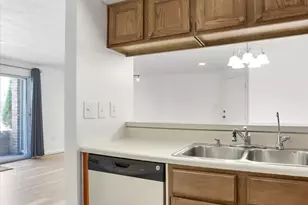 811 Stratford Way, Frederick, MD 21701 - Photo 5