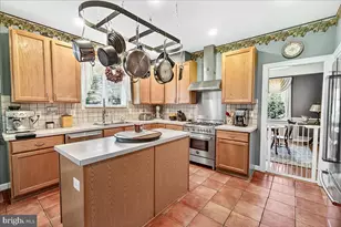 7010 Club House Cir, New Market, MD 21774 - Photo 17