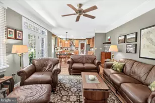 7010 Club House Cir, New Market, MD 21774 - Photo 21