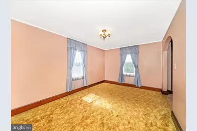 7 W B Street, Brunswick, MD 21716 - Photo 13