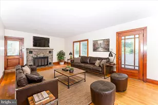 17124 Sabillasville Rd, Sabillasville, MD 21780 - Photo 3