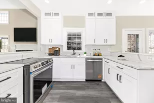 2621 Bear Den Rd, Frederick, MD 21701 - Photo 9