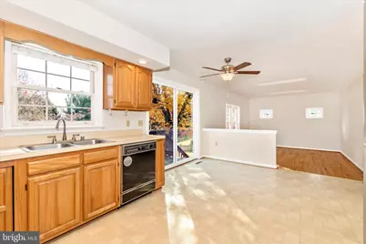 10255 Rollingridge Court, Myersville, MD 21773 - Photo 13