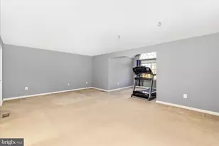 102 Sunlight Dr, Frederick, MD 21702 - Photo 25