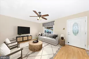 10641 Old Barn Ct, New Market, MD 21774 - Photo 3