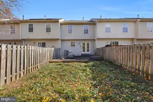 1227 Dahlia Ln, Frederick, MD 21703 - Photo 27