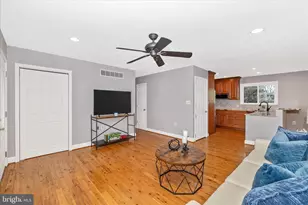 11378 Canary Dr, Ijamsville, MD 21754 - Photo 5