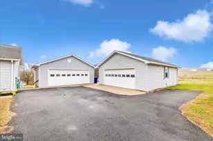 14069 Hoovers Mill Rd, Rocky Ridge, MD 21778 - Photo 5