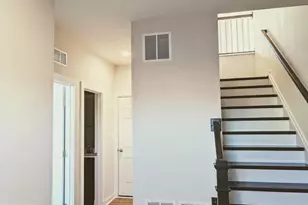 8609 Satinwood Dr, Frederick, MD 21704 - Photo 9