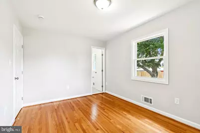 3805 Bedford Dr., Jefferson, MD 21755 - Photo 11