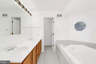 203 Lake Coventry Dr, Frederick, MD 21702 - Photo 51