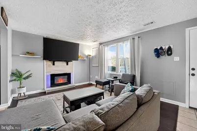 213 Deervalley Drive, Frederick, MD 21702 - Photo 7