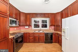 710 Wyngate Dr, Frederick, MD 21701 - Photo 7