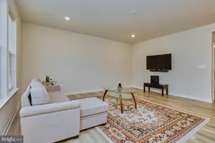 1006 Shenandoah View Pkwy, Brunswick, MD 21716 - Photo 9