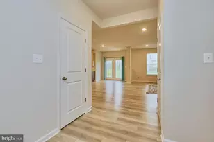 1006 Shenandoah View Pkwy, Brunswick, MD 21716 - Photo 7