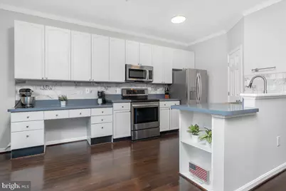 2445 Lakeside Drive, Frederick, MD 21702 - Photo 11