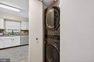 6846 Carnation Cir, Frederick, MD 21703 - Photo 11