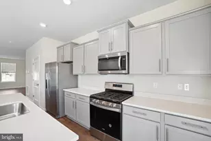 738 Compass Wy, Frederick, MD 21701 - Photo 5