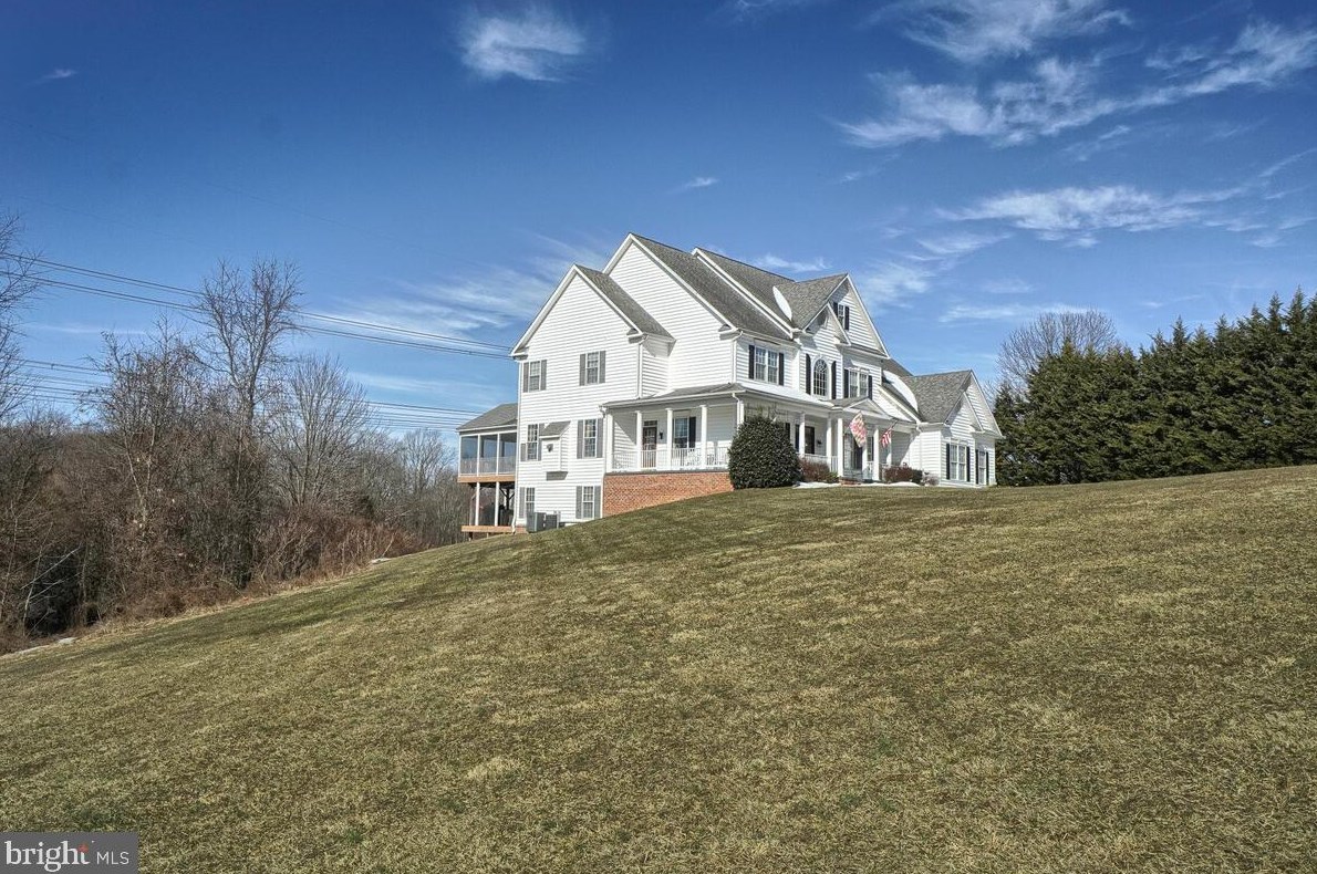 12563 Quiet Stream Ct, Mount Airy MD exterior