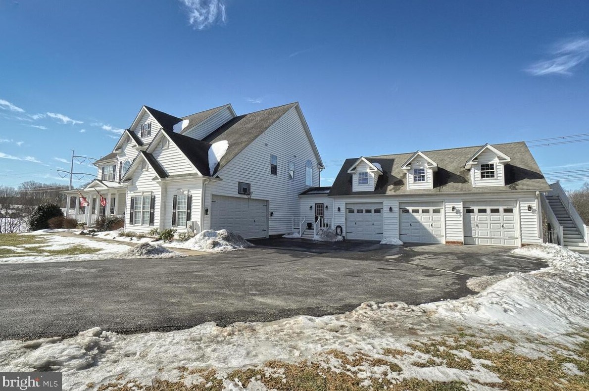 12563 Quiet Stream Ct, Mount Airy MD exterior