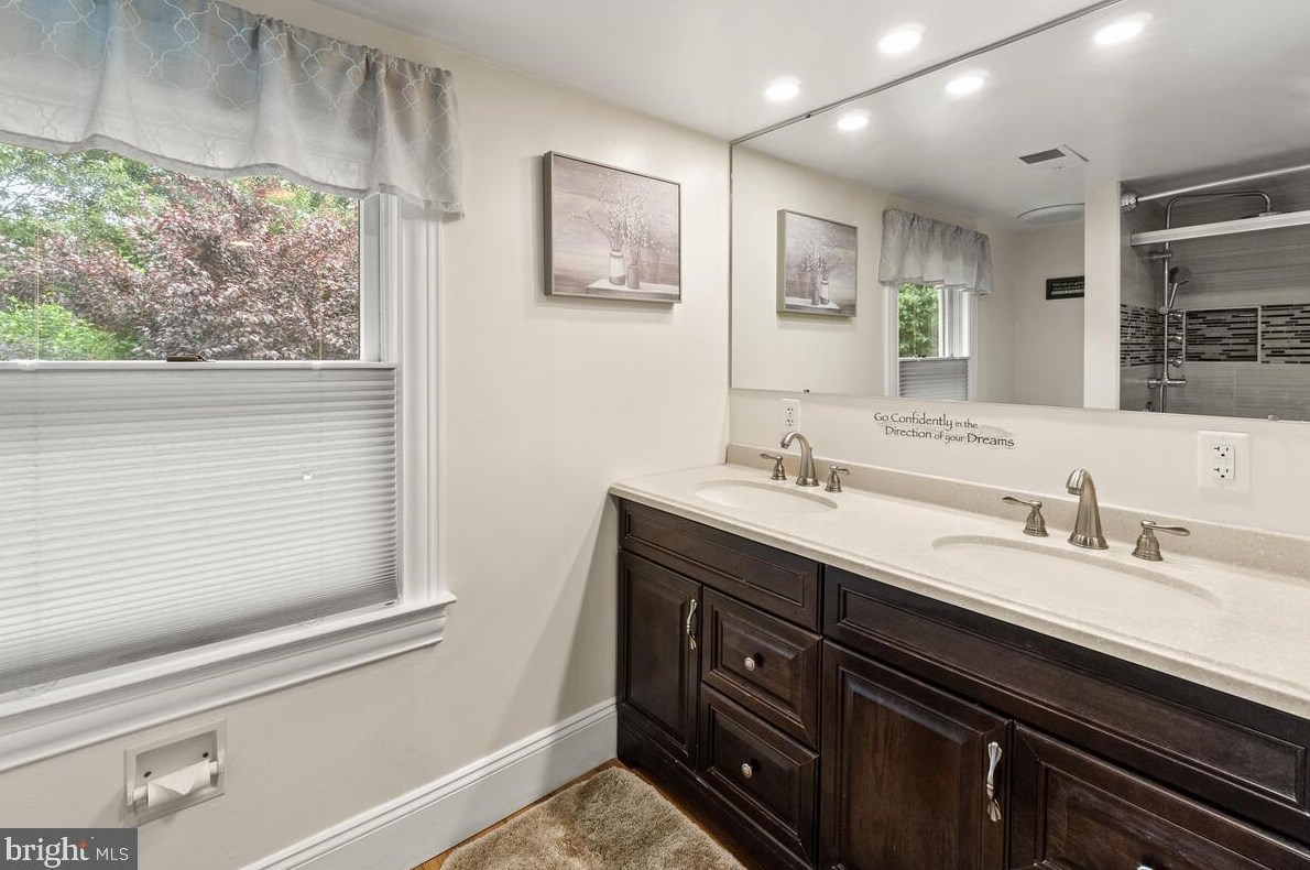 4304 Bartholows Rd, Mount Airy MD  21771-4916 exterior