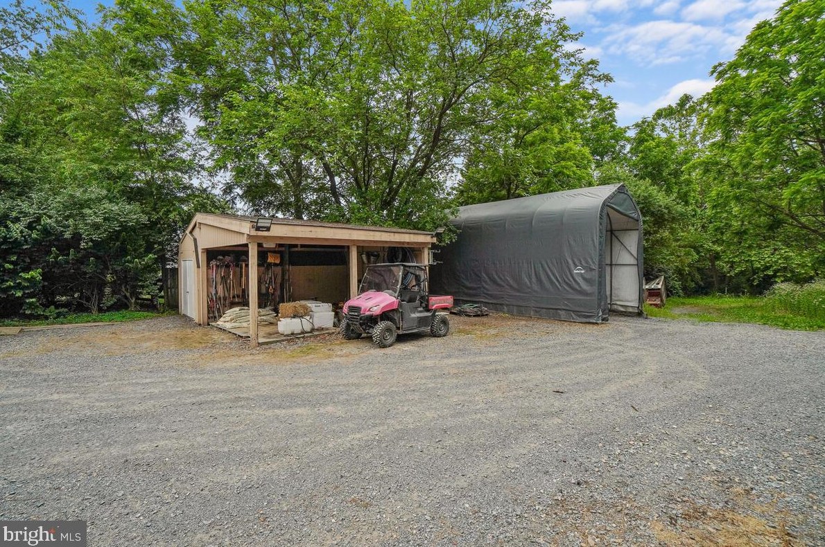 4304 Bartholows Rd, Mount Airy MD  21771-4916 exterior