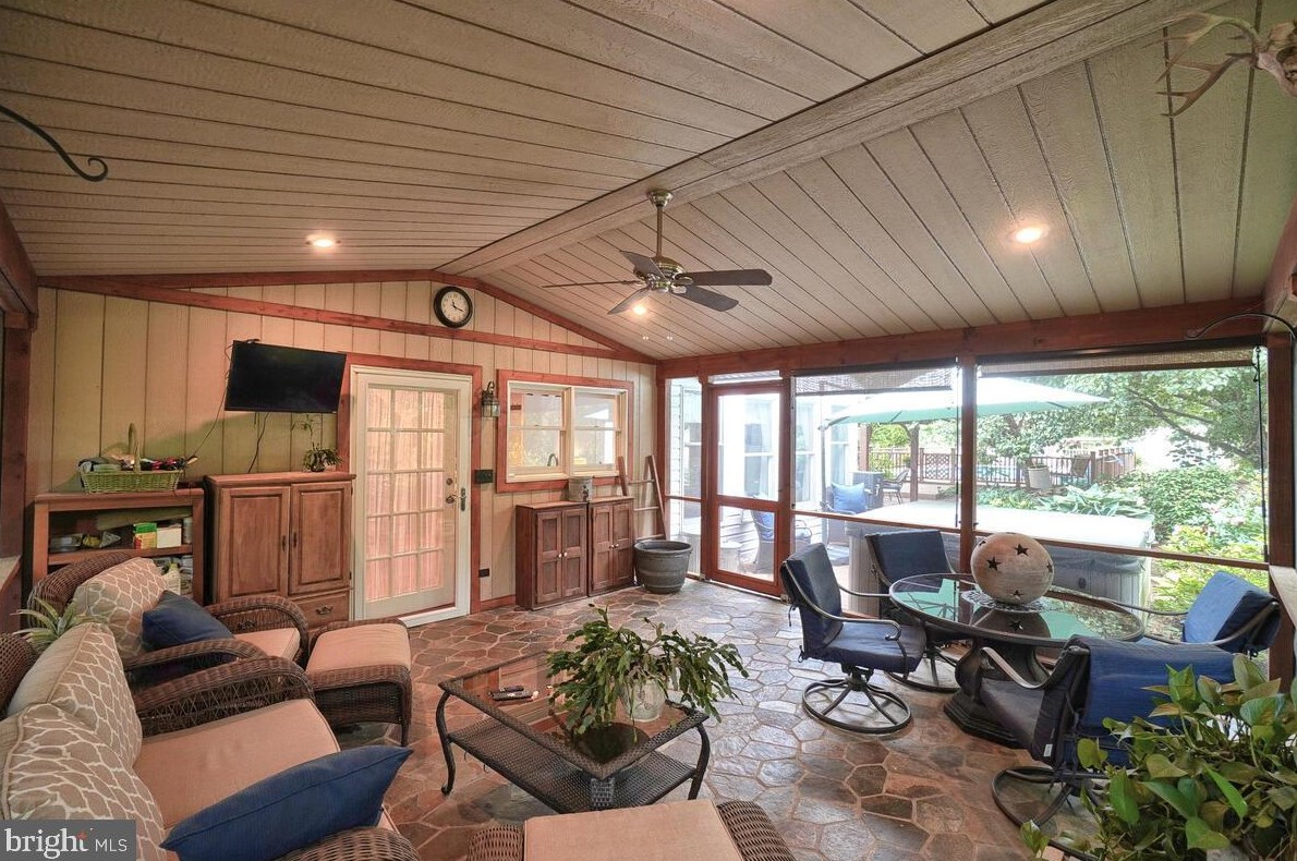 4304 Bartholows Rd, Mount Airy MD  21771-4916 exterior