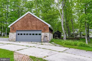 609 Southern Pines Dr, Oakland, MD 21550 - Photo 51