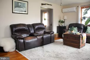 127 S Oakhall Dr, Oakland, MD 21550 - Photo 11