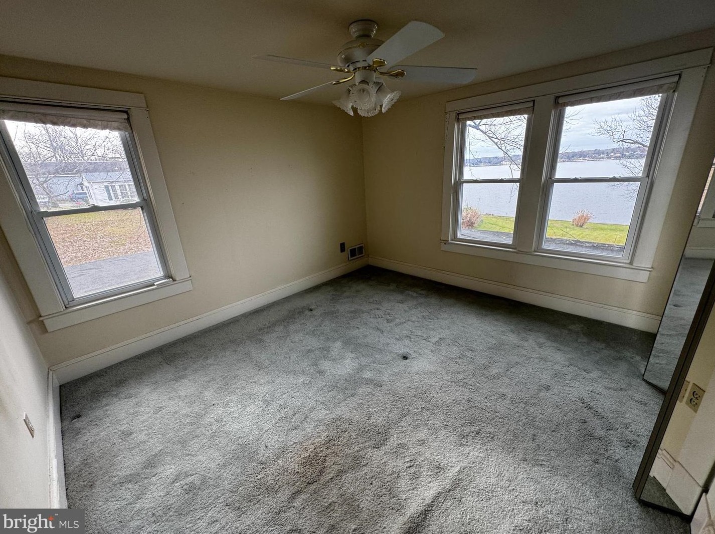 1928 Park Beach Dr, Aberdeen MD  21001-4333 exterior