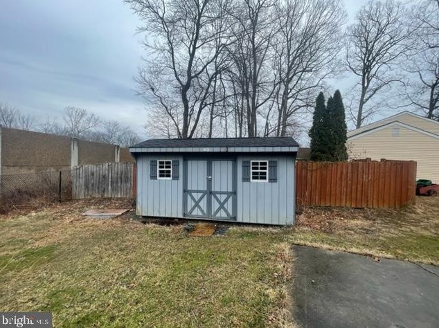 39 Hillman Ct, Aberdeen MD  21001-2406 exterior