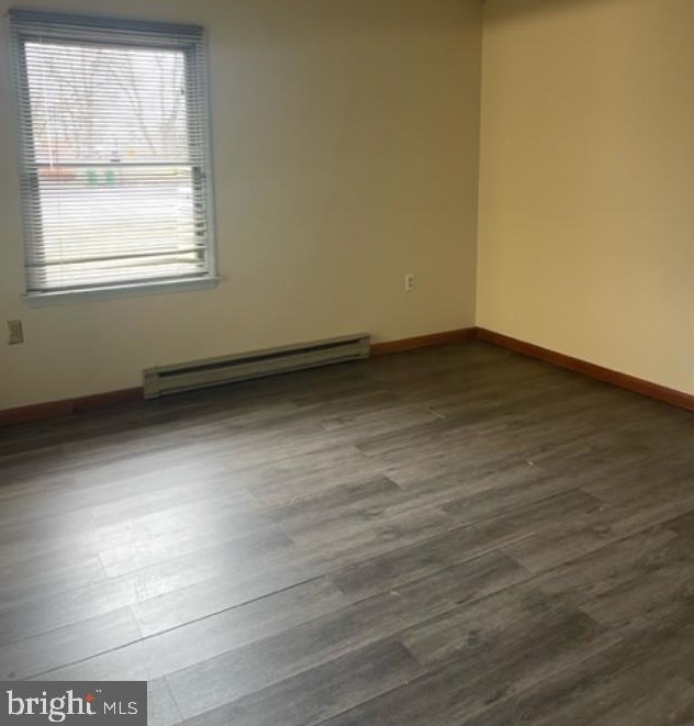 39 Hillman Ct, Aberdeen MD  21001-2406 exterior