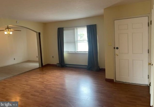 39 Hillman Ct, Aberdeen MD  21001-2406 exterior