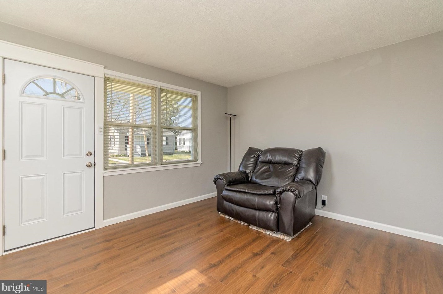 12 Swan St, Aberdeen MD  21001-3810 exterior