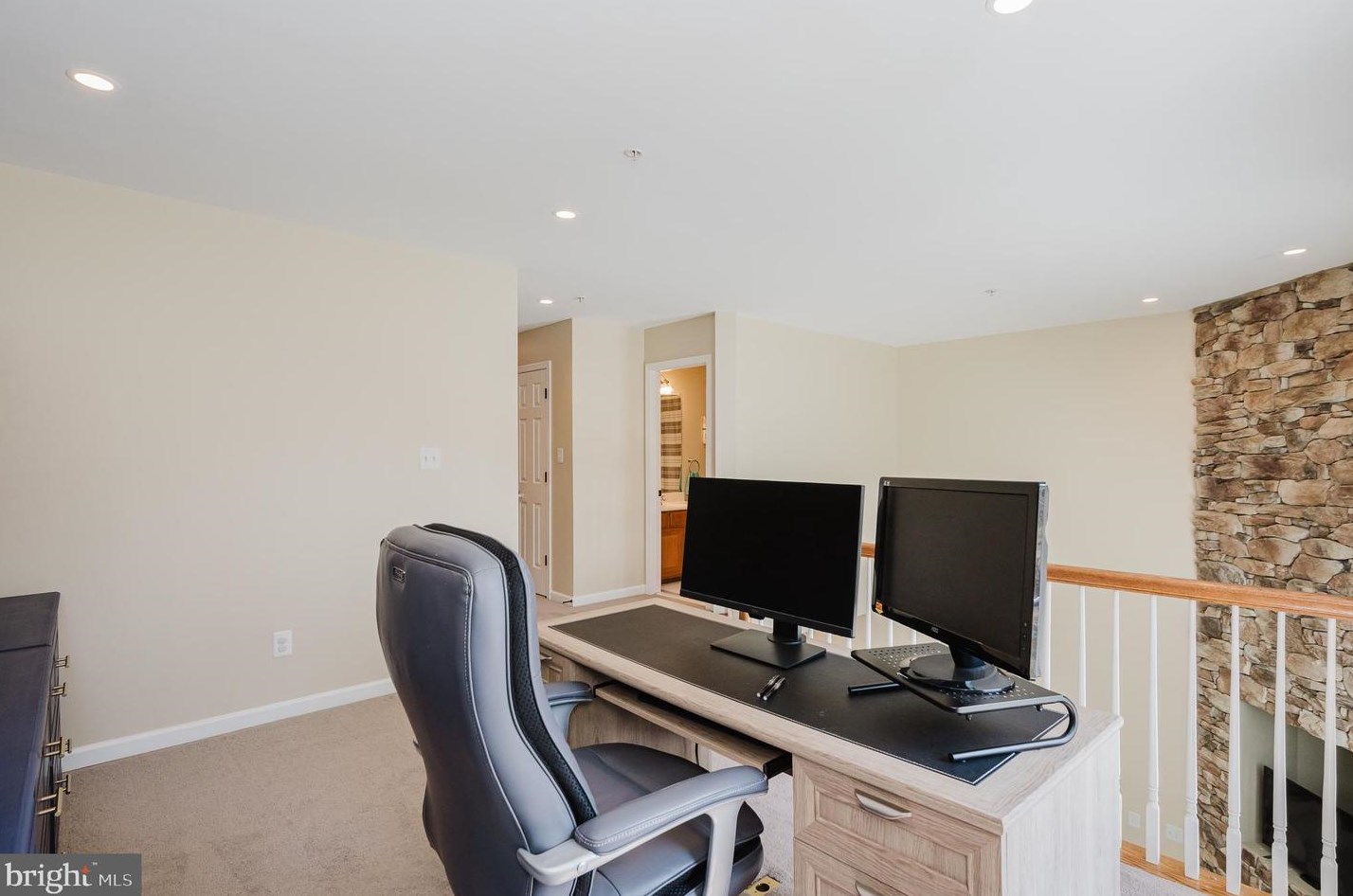 4727 Thistle Hill Dr, Aberdeen MD  21001-2651 exterior