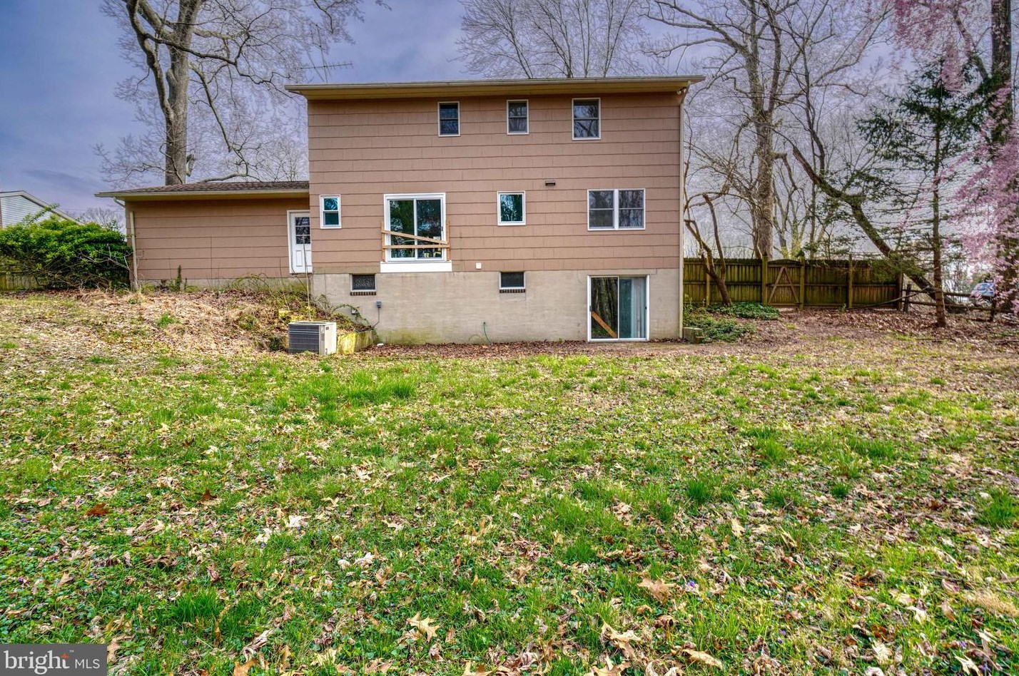 2121 Buell Dr, Fallston MD  21047-2056 exterior