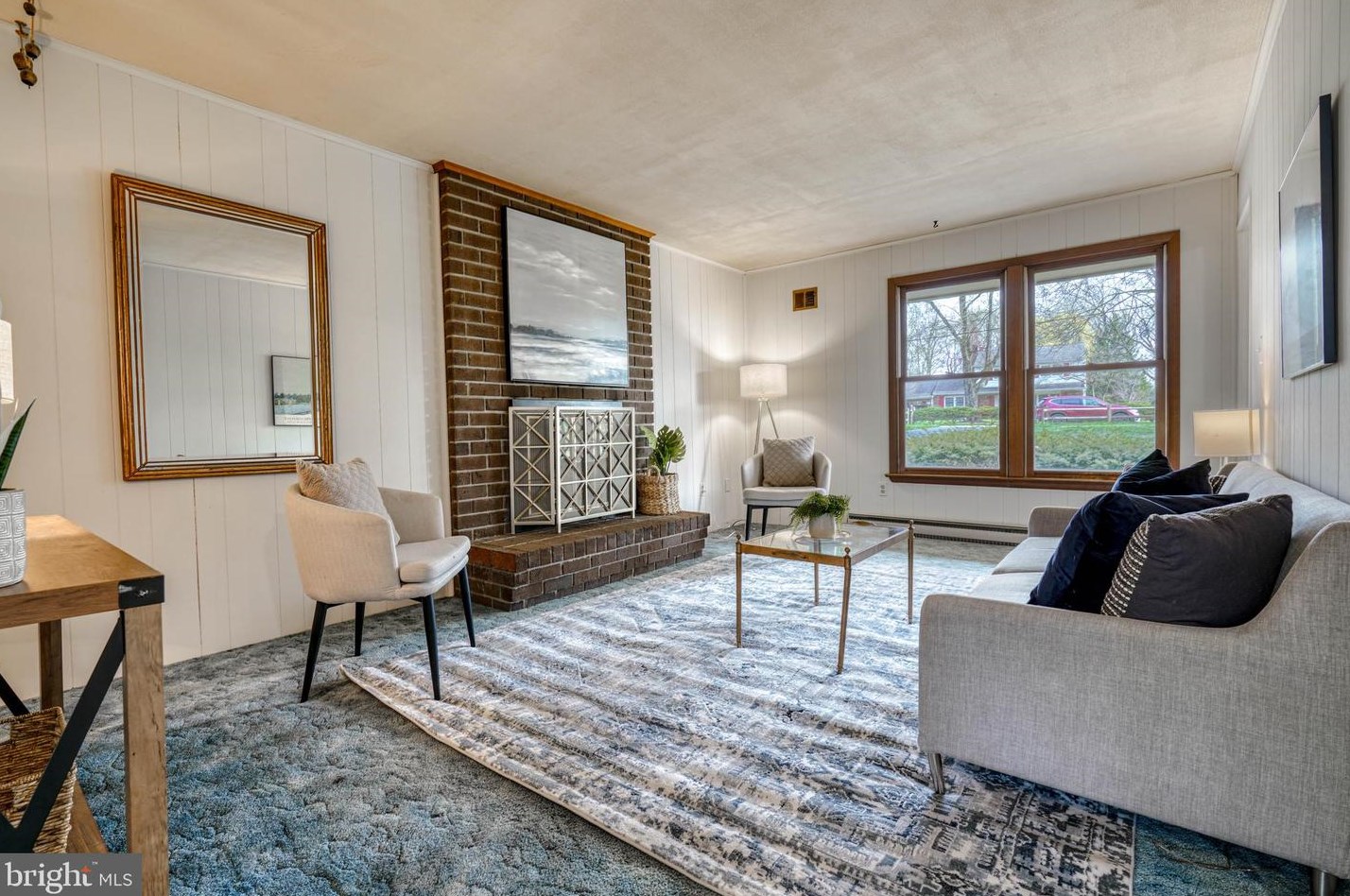 2121 Buell Dr, Fallston MD  21047-2056 exterior